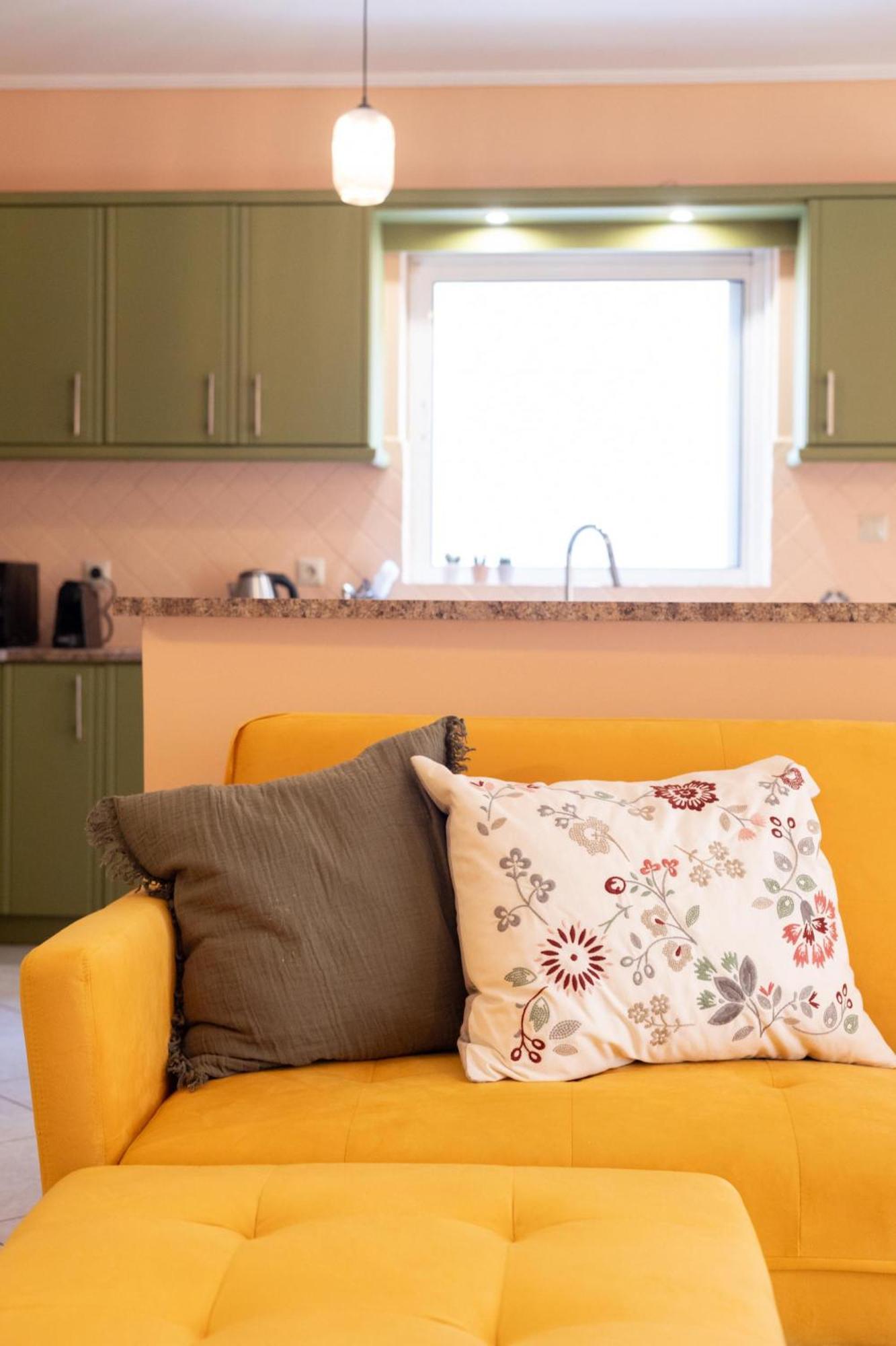 Luxury And Spacious Apt For 6 Guests Athen Exterior foto